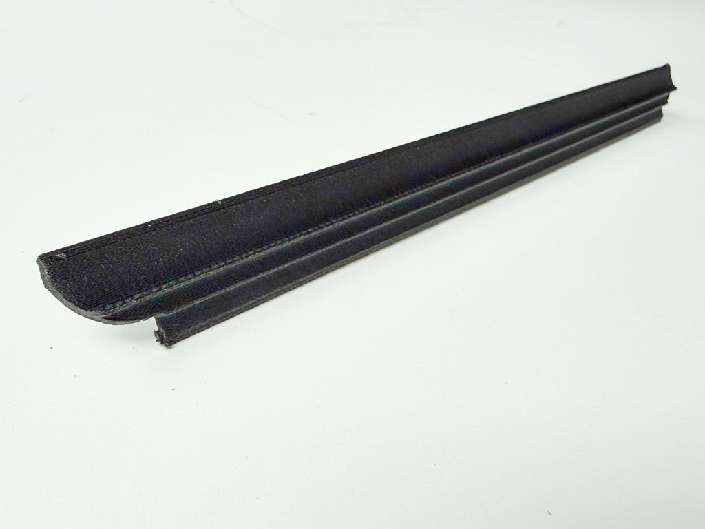 Mast Gate Insert for Windrider 17
